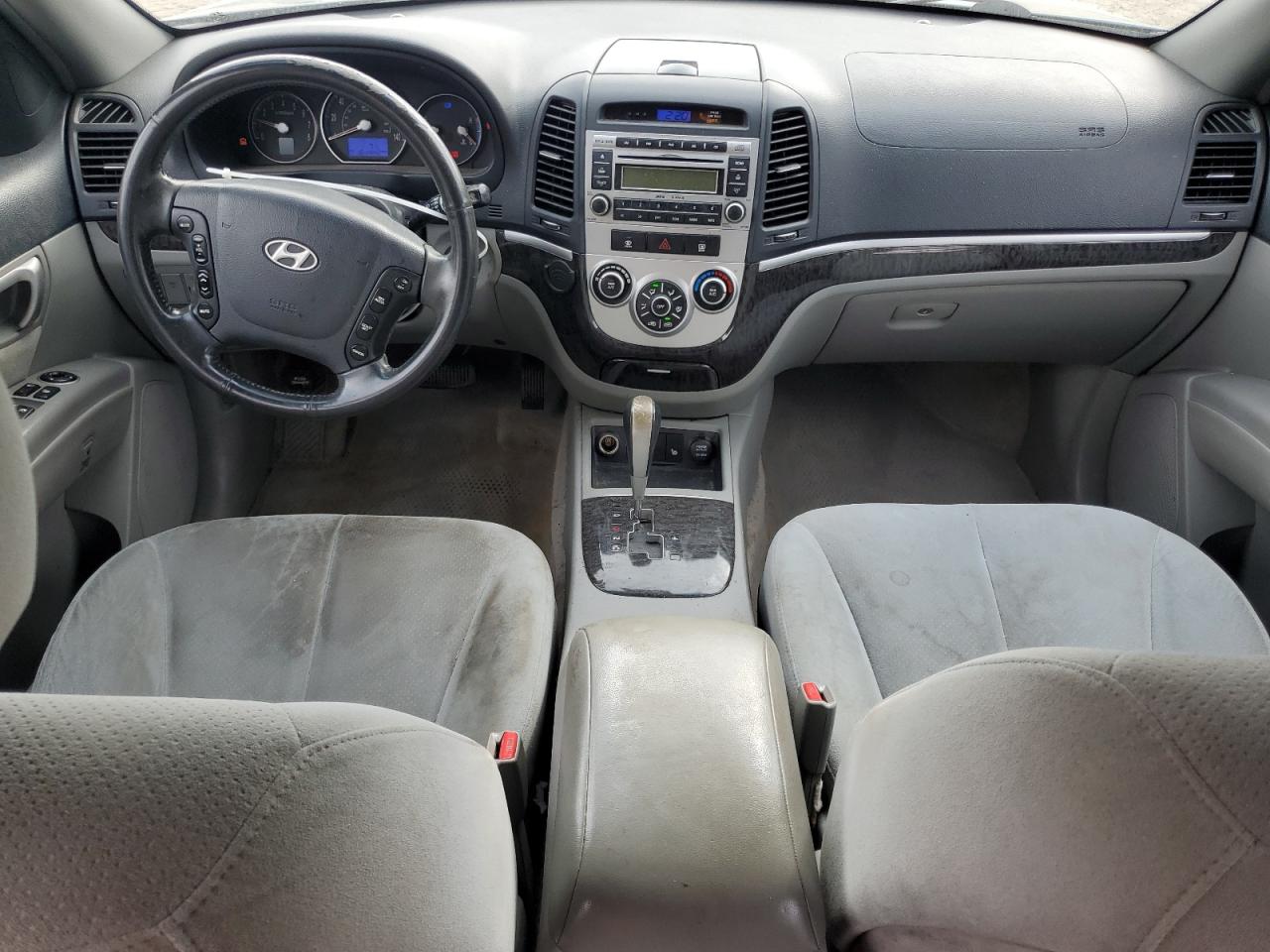 2008 Hyundai Santa Fe - Image 8