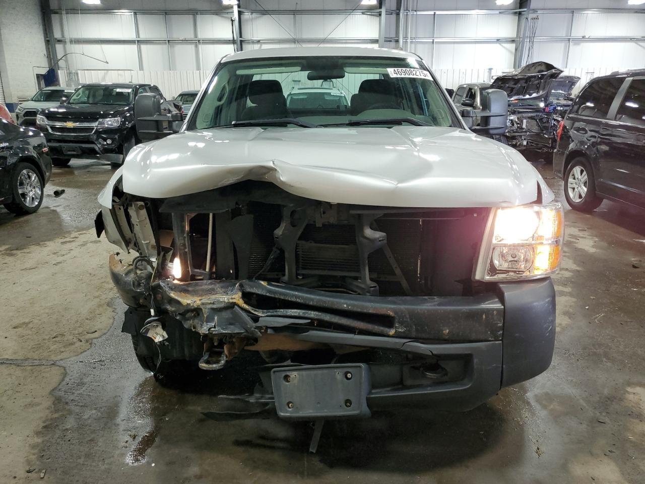 2010 Chevrolet Silverado - Image 5
