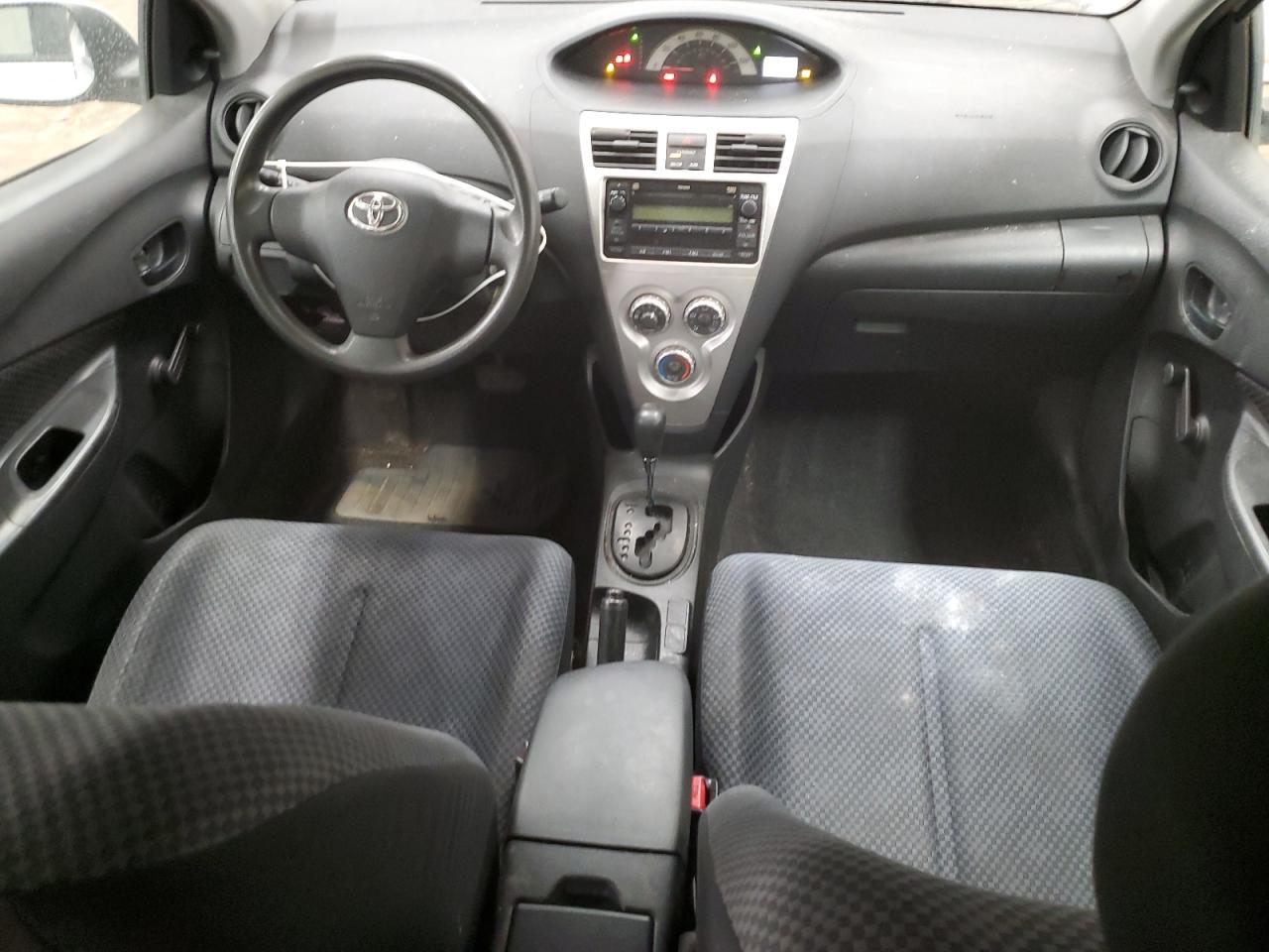 2007 Toyota Yaris - Image 8