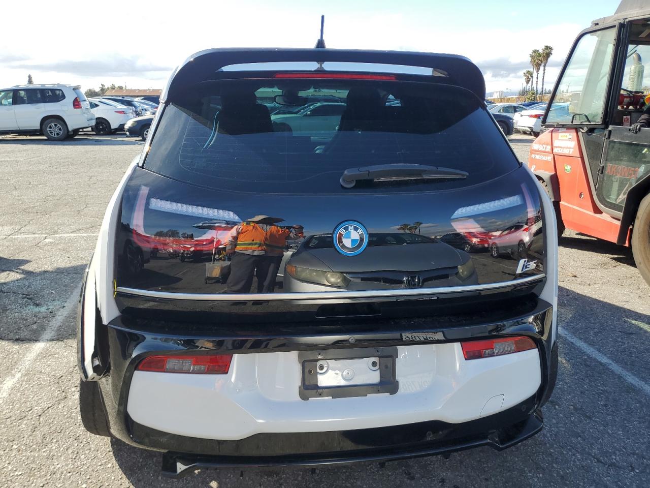 2019 BMW i3 - Image 6