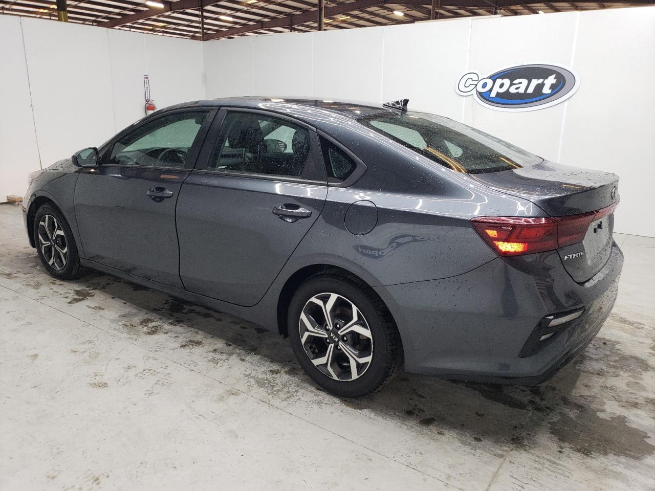 2020 Kia Forte - Image 2