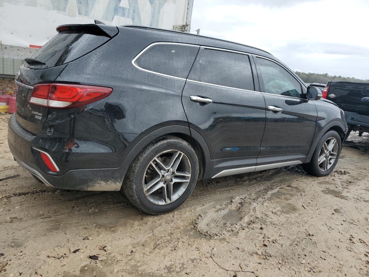 2017 Hyundai Santa Fe - Image 3