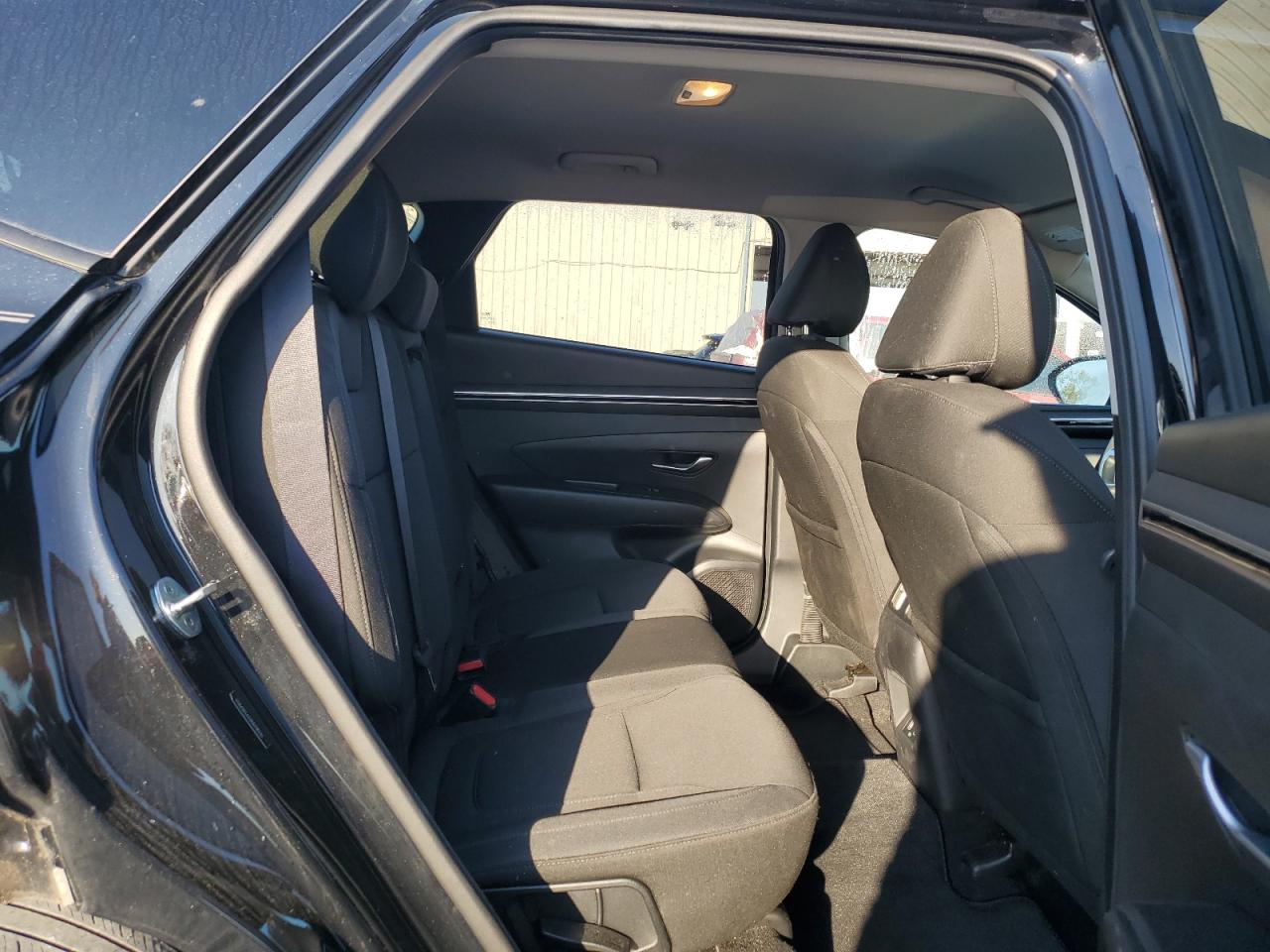 2022 Hyundai Tucson - Image 11