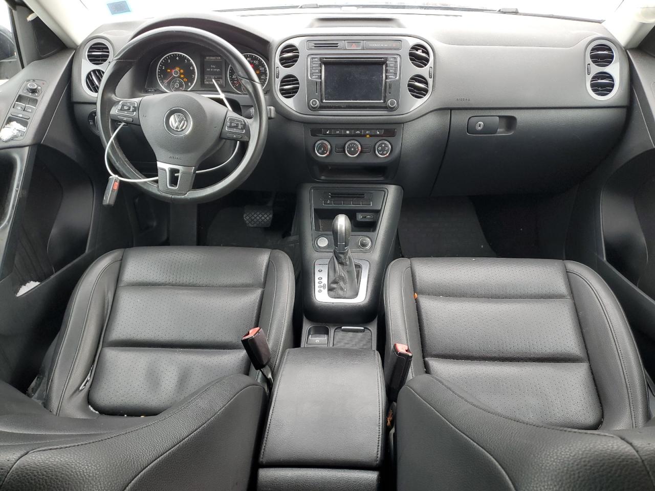 2016 Volkswagen Tiguan - Image 8
