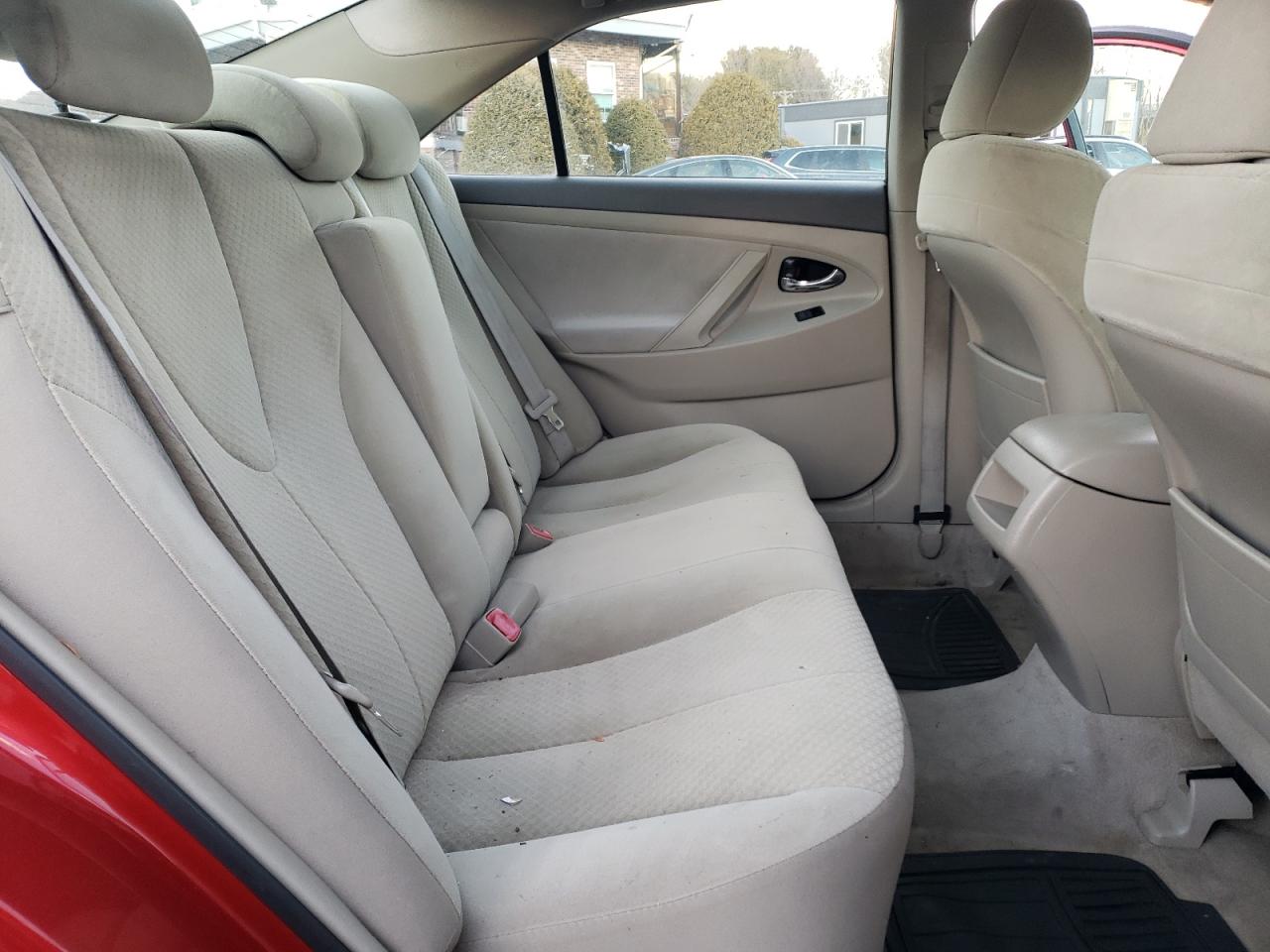 2009 Toyota Camry - Image 10
