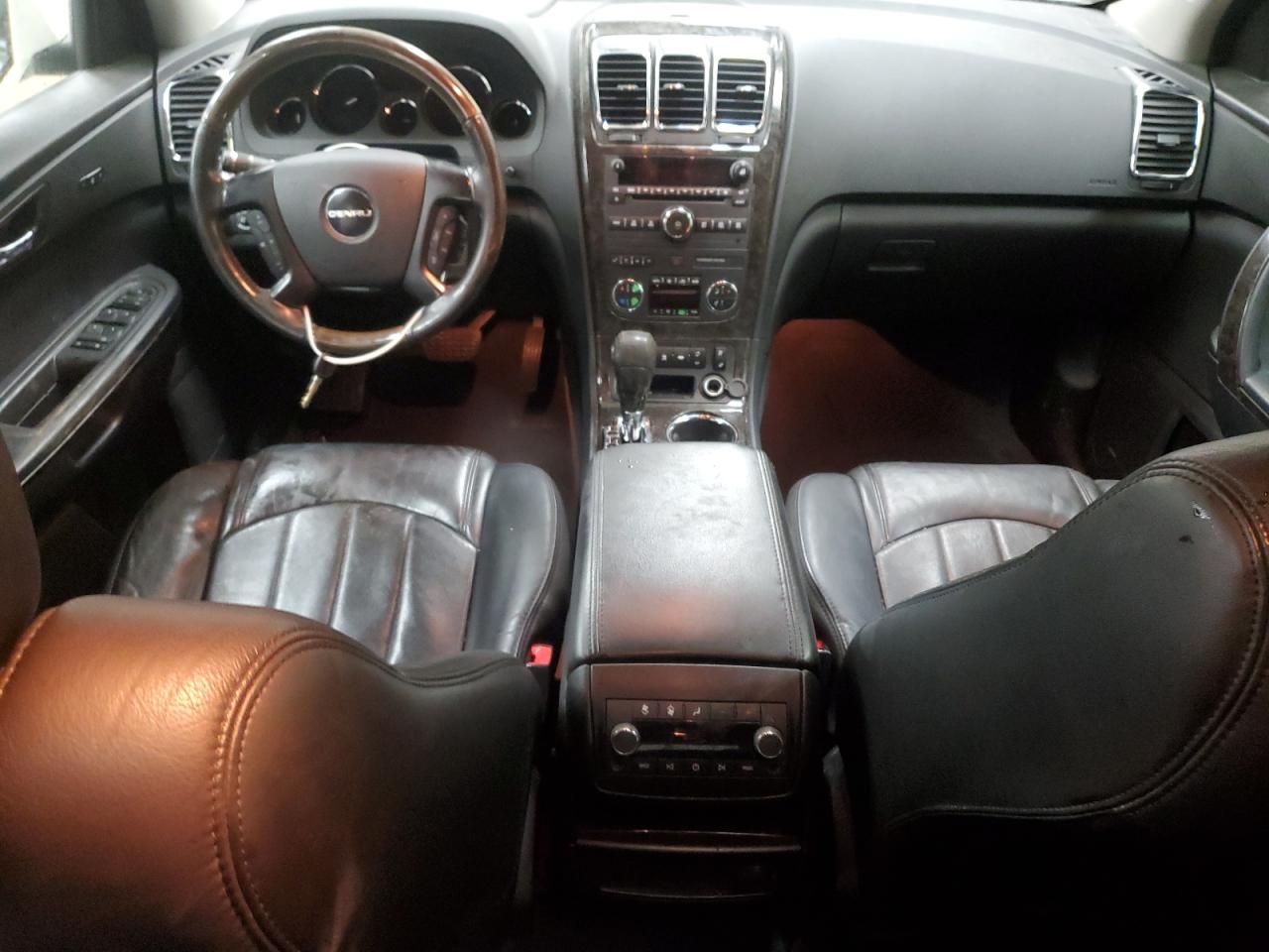 2011 GMC Acadia - Image 10