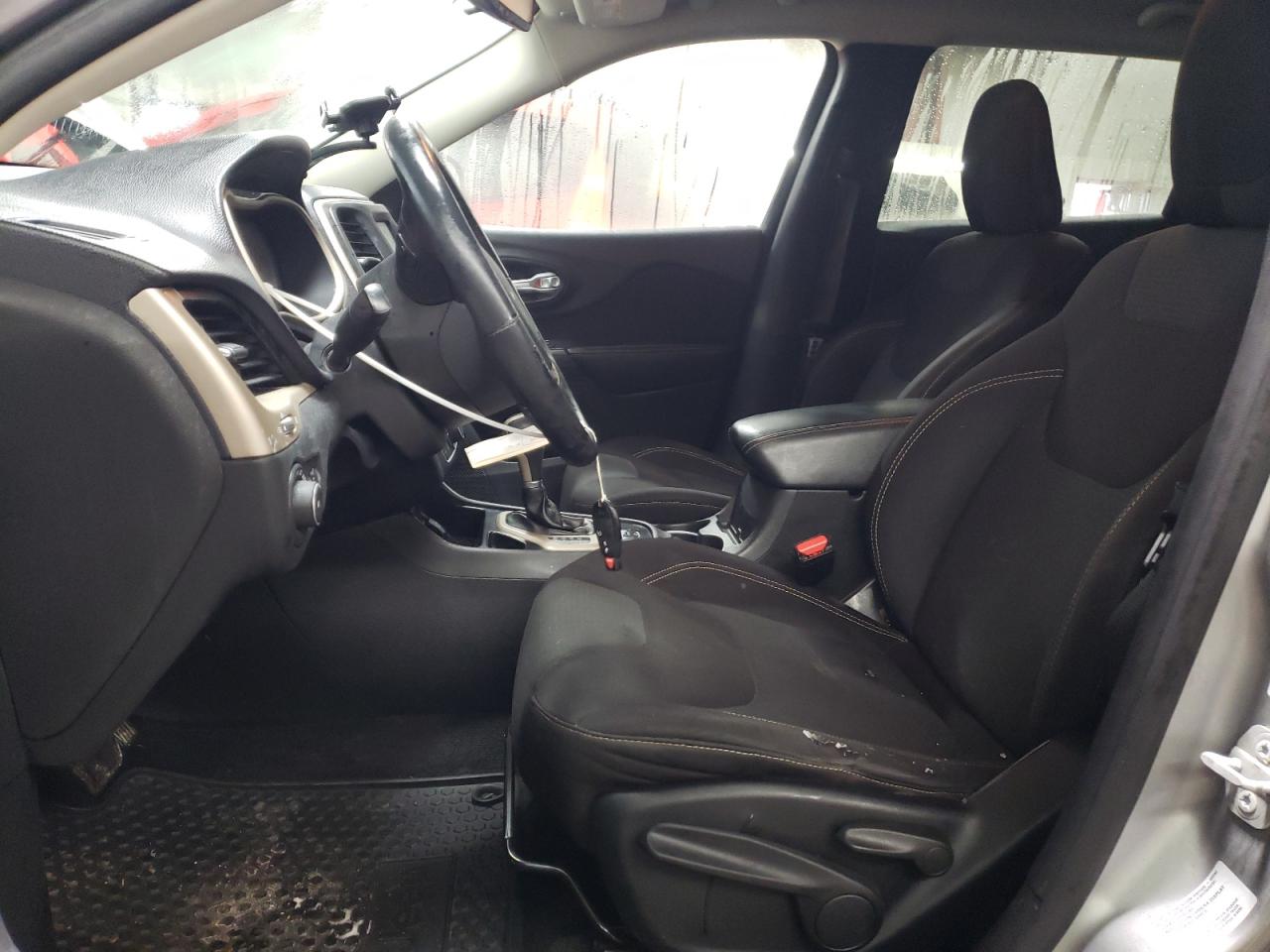 2016 Jeep Grand Cherokee - Image 7