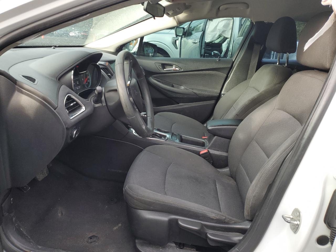 3G1BE6SMXJS548961 CHEVROLET CRUZE 2018