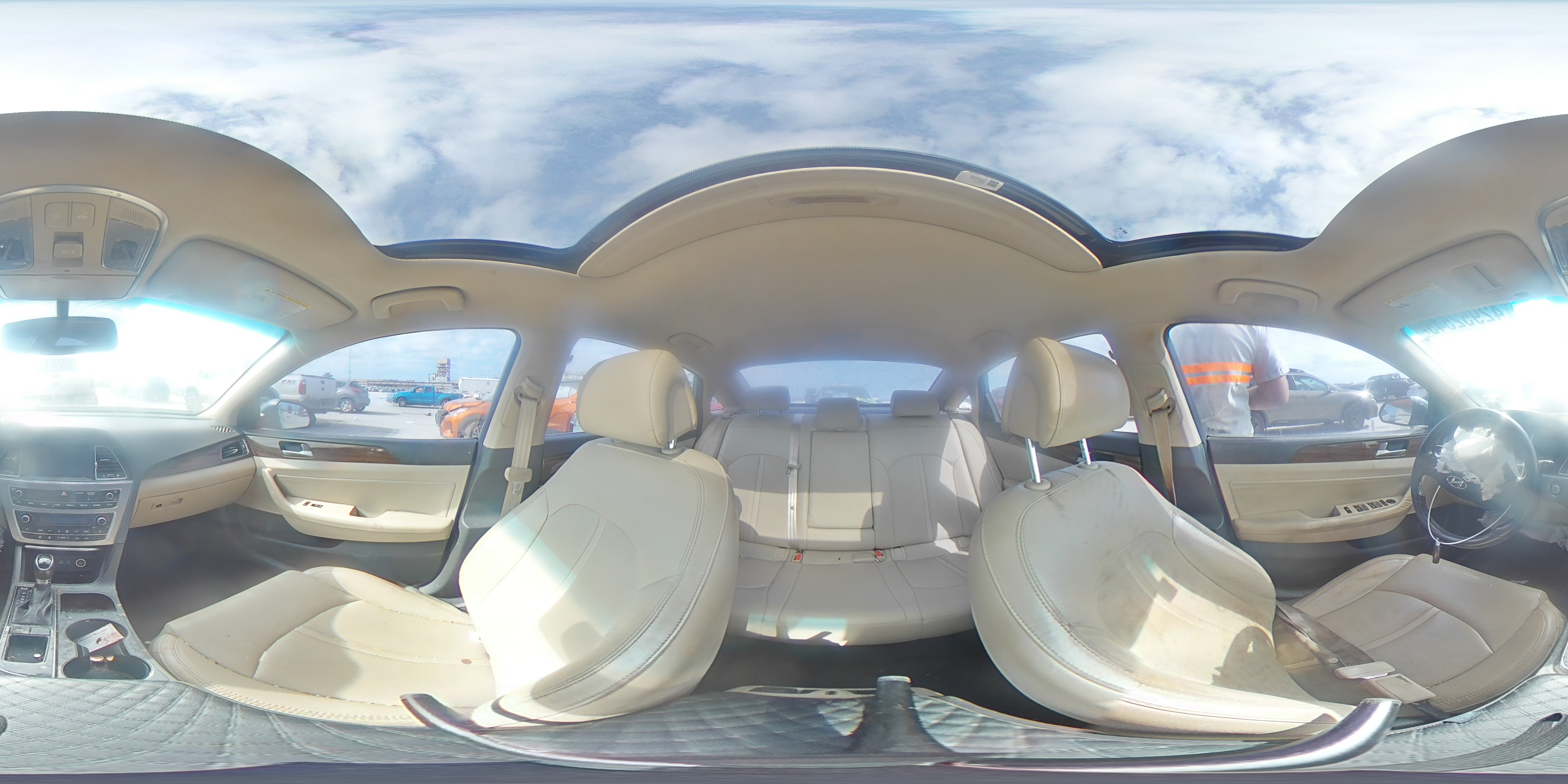 2017 Hyundai Sonata - Image 13
