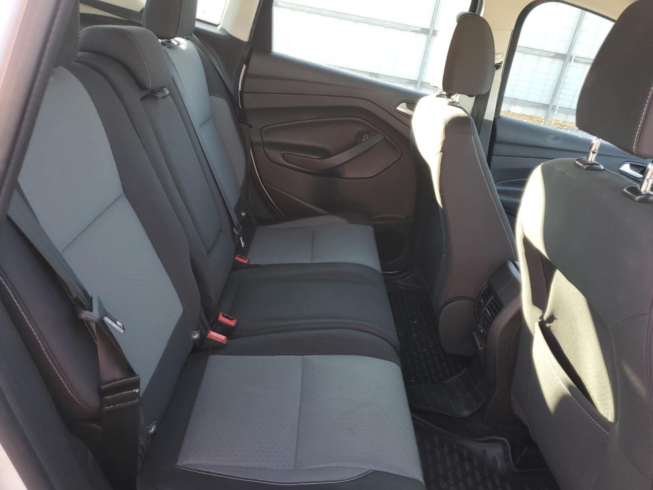 1FADP5EU0HL113176 FORD CMAX 2017