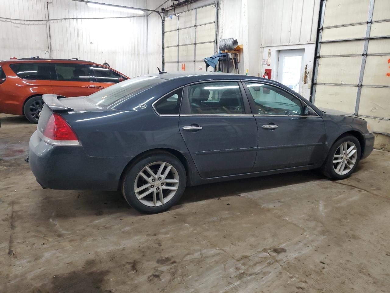 2009 Chevrolet Impala - Image 3