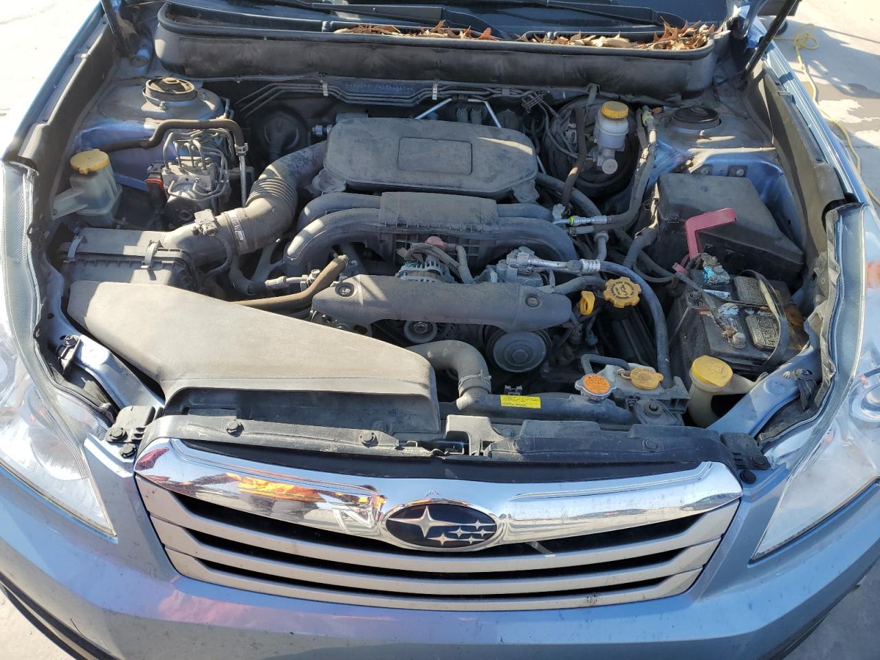 2012 Subaru Outback - Image 12