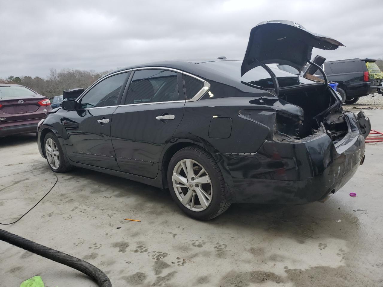 2014 Nissan Altima - Image 2