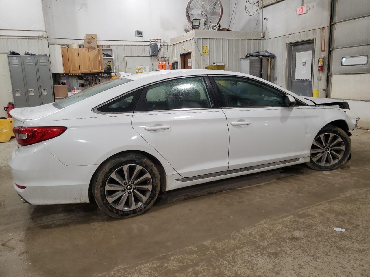 2015 Hyundai Sonata - Image 3