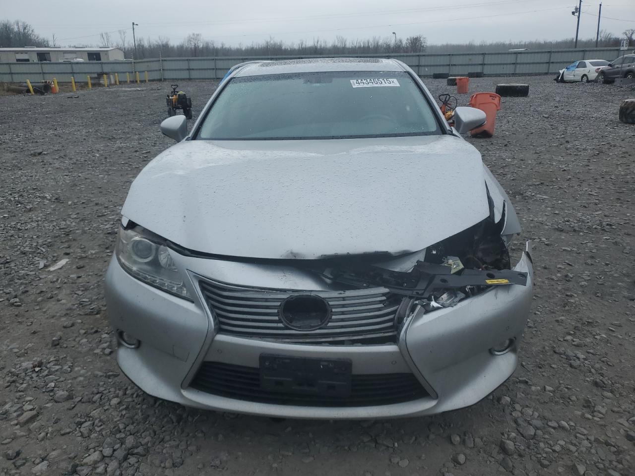 2015 Lexus ES - Image 5