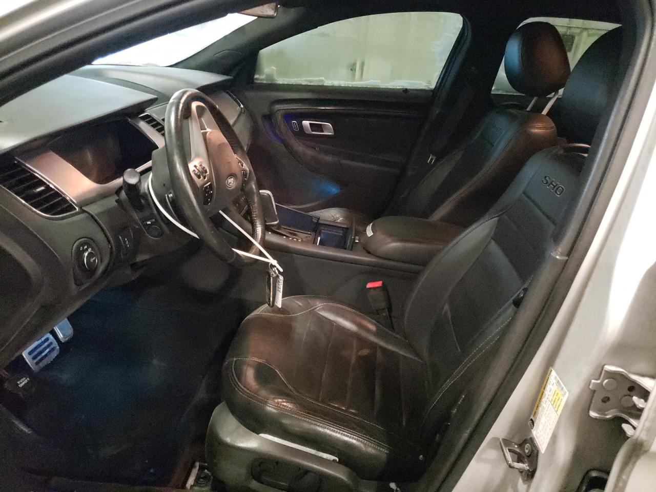 2015 Ford Taurus - Image 7