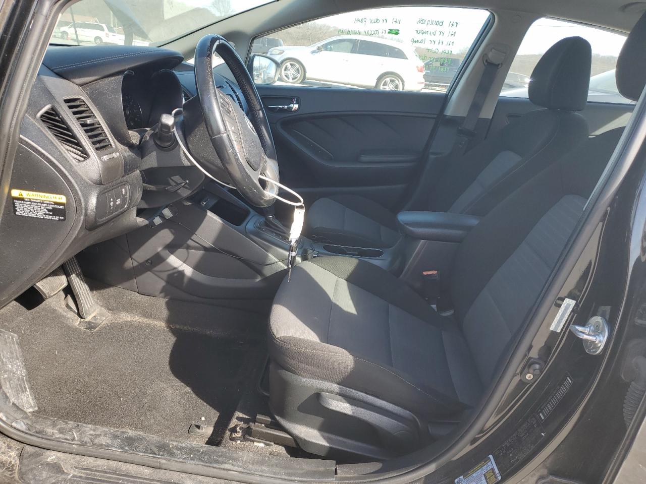 2015 Kia Forte - Image 7
