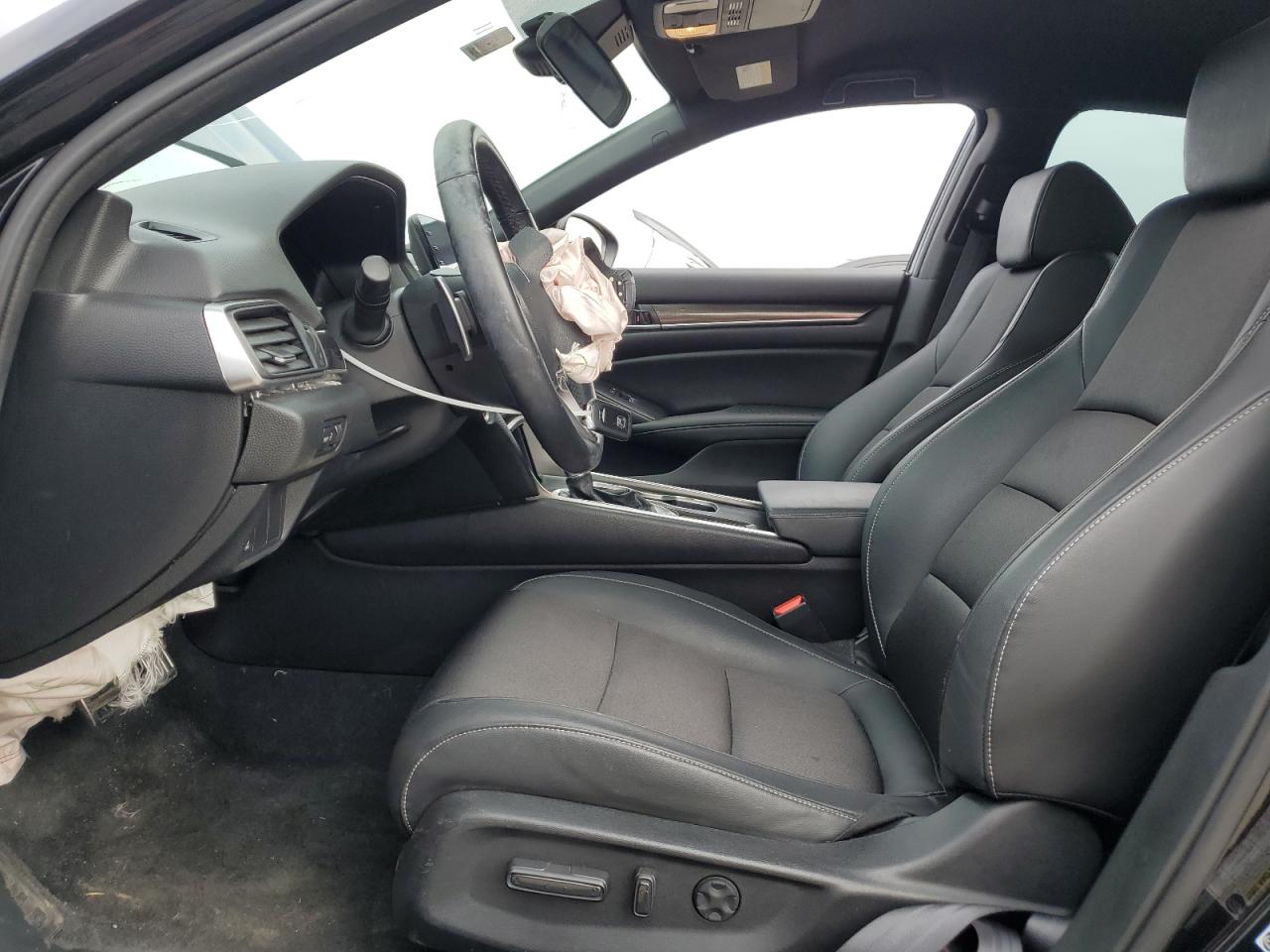 1HGCV1F37NA106843 HONDA ACCORD 2022