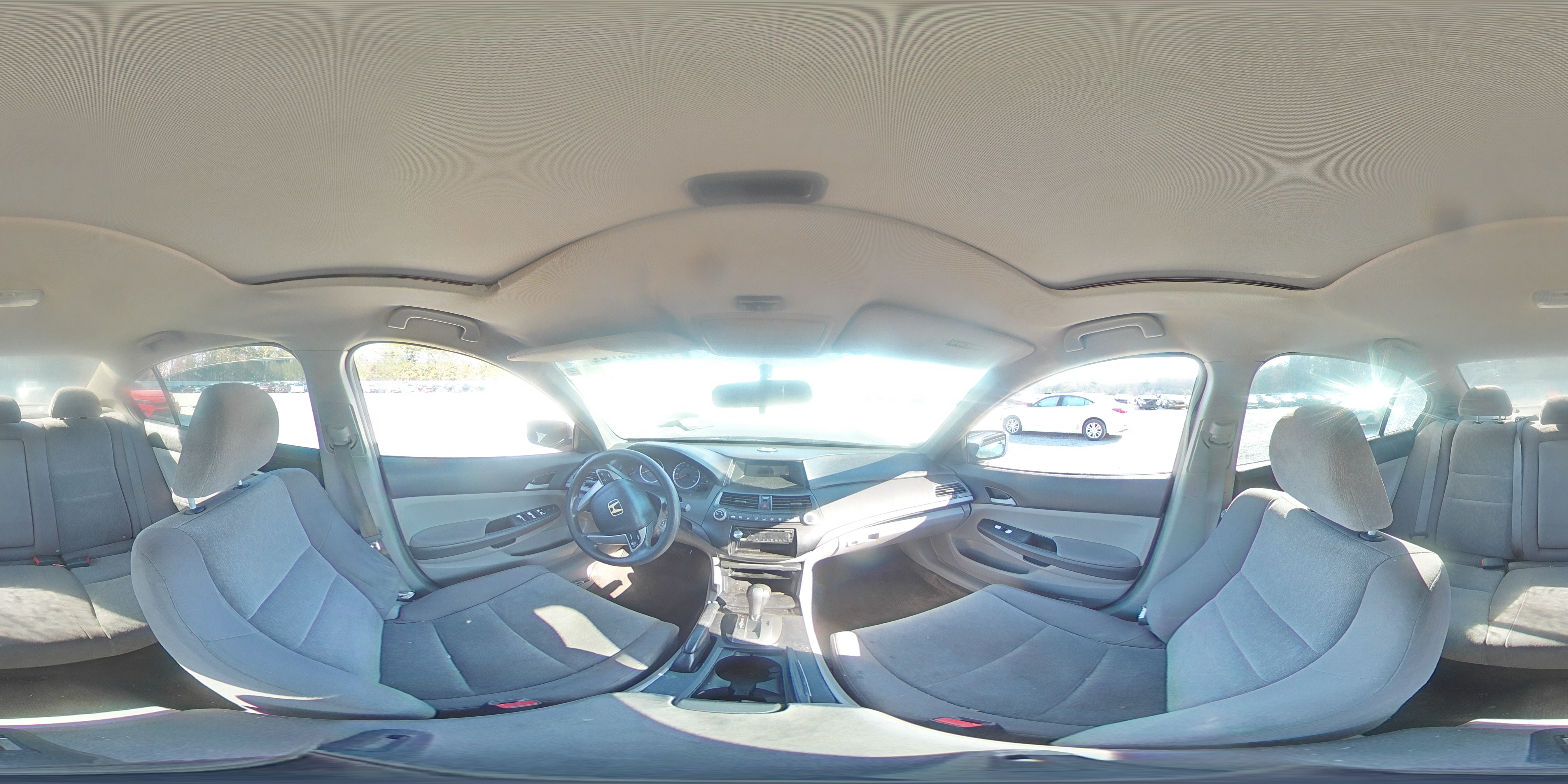 2009 Honda Accord - Image 13