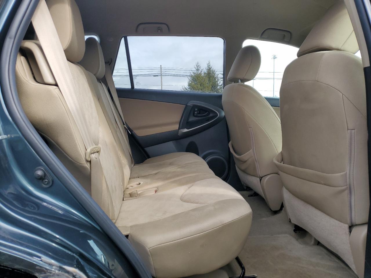 2012 Toyota RAV 4 - Image 11