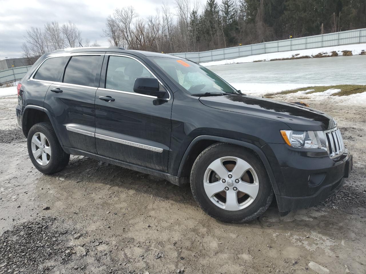 2012 Jeep Grand Cherokee - Image 4