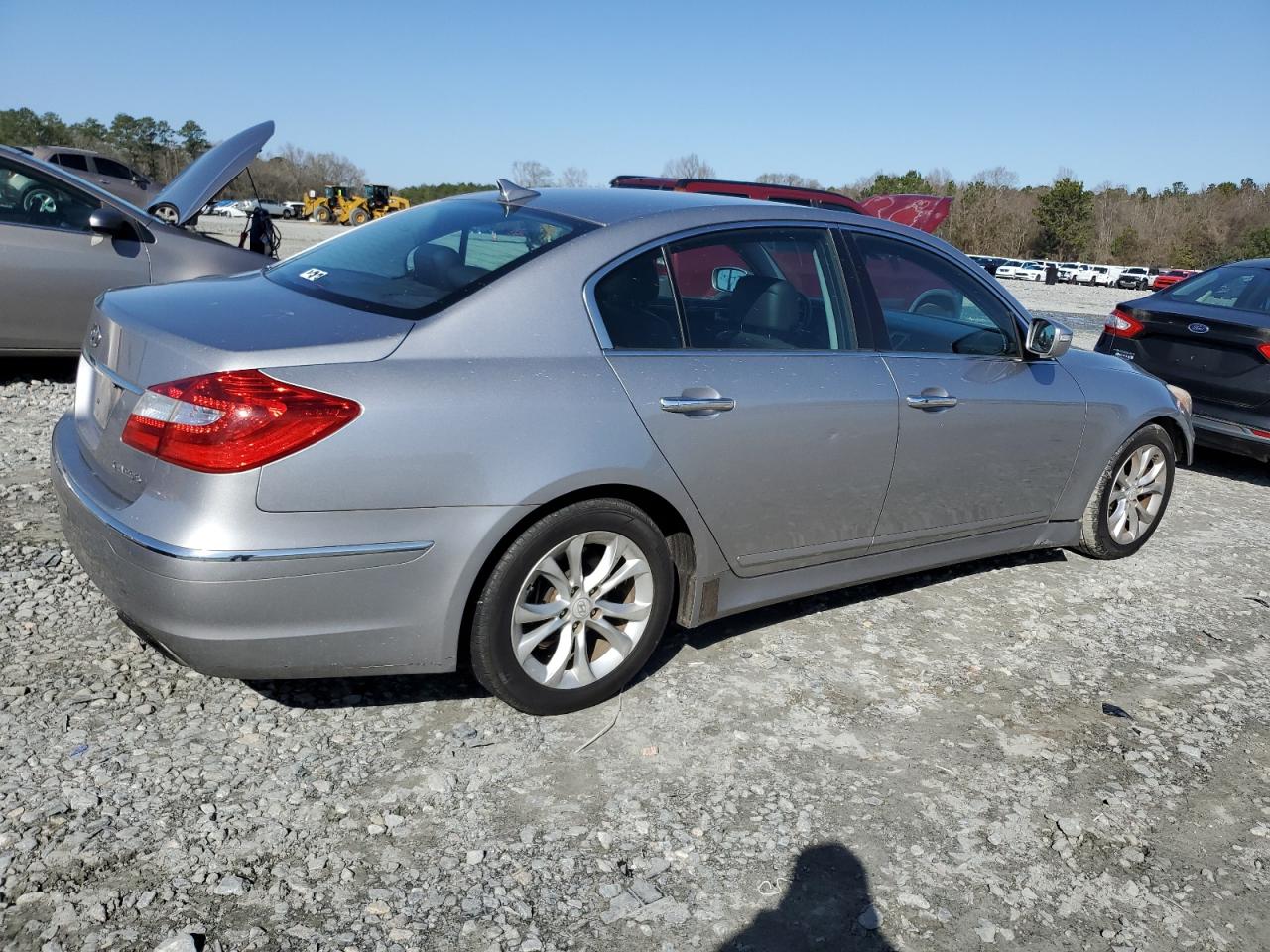 2013 Hyundai Genesis - Image 3