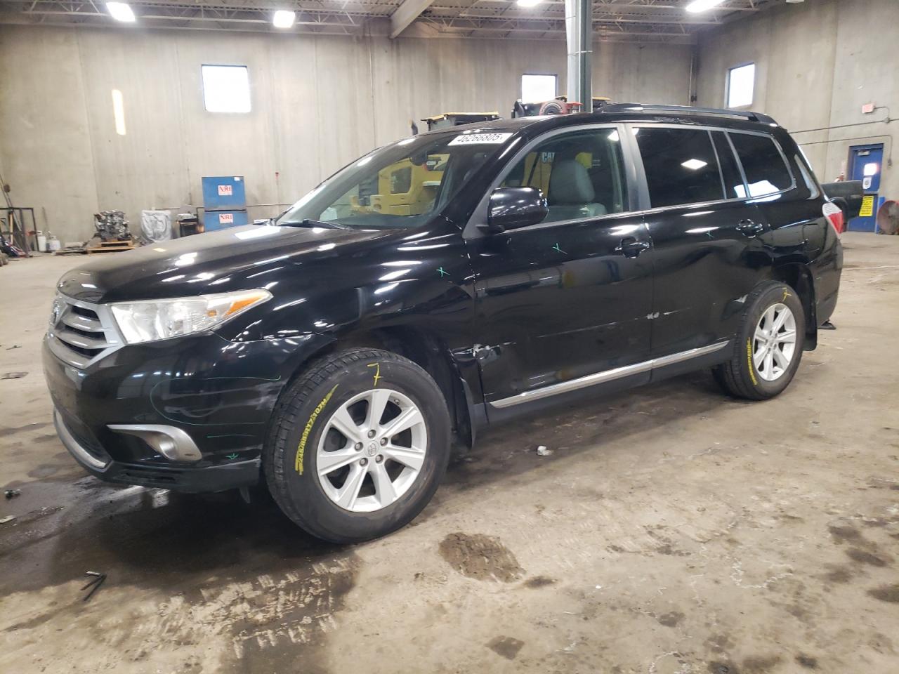 2013 Toyota Highlander - Image 1