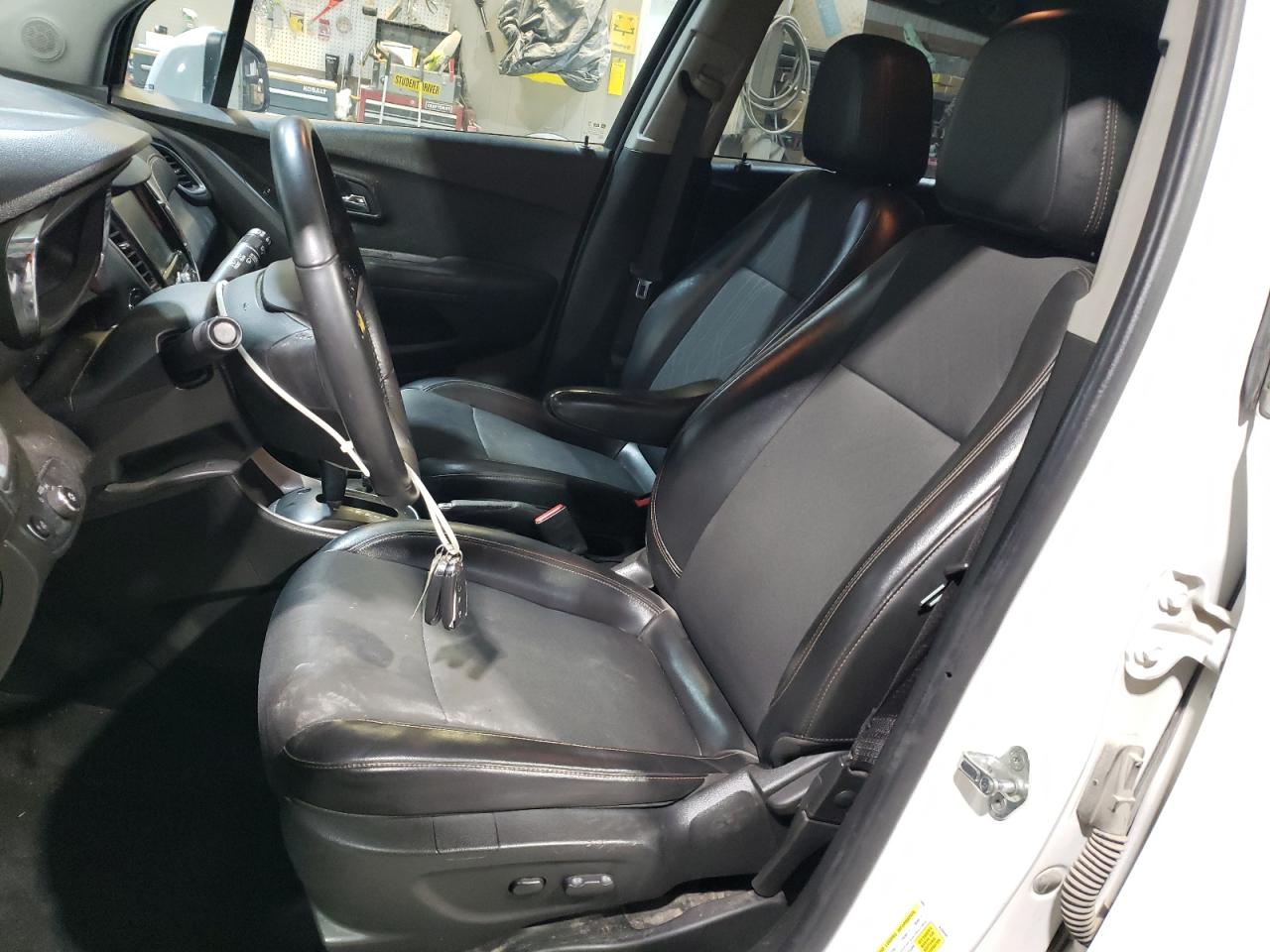 2017 Chevrolet Trax - Image 7