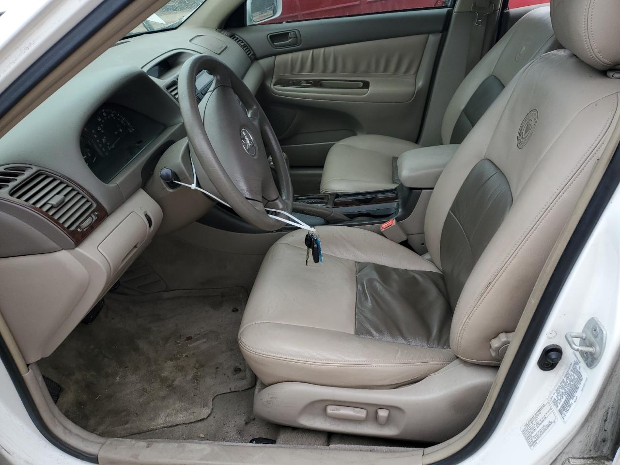 2002 Toyota Camry - Image 7