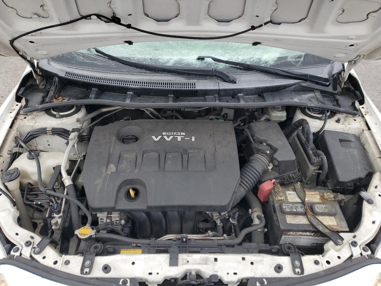 2010 Toyota Corolla - Image 13