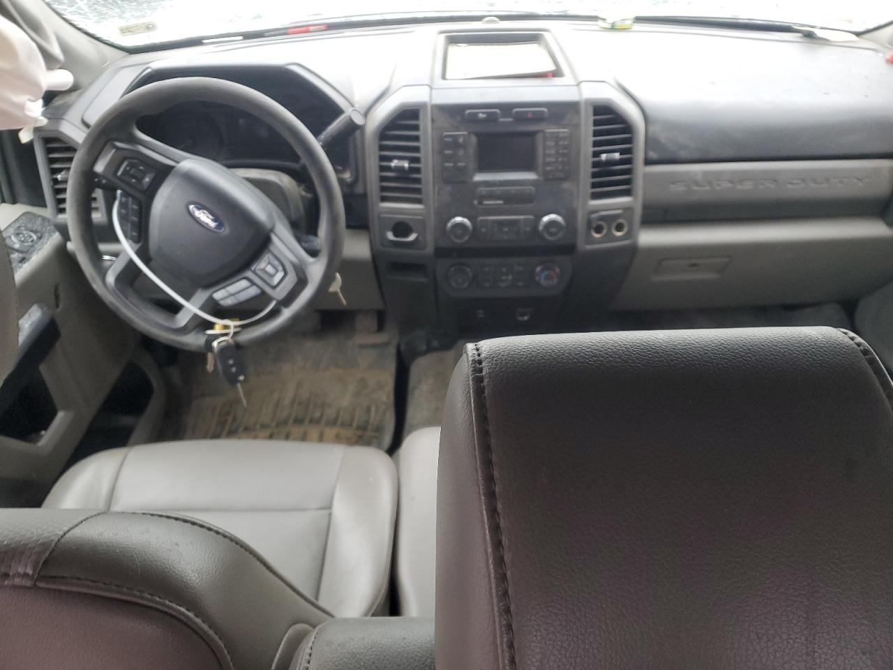 2019 Ford F250 - Image 8