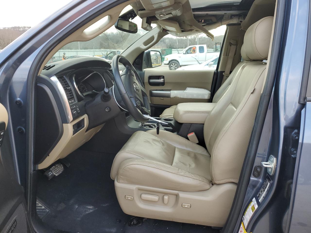 2021 Toyota Sequoia - Image 7
