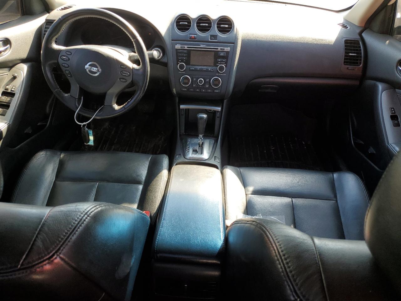 2011 Nissan Altima - Image 8