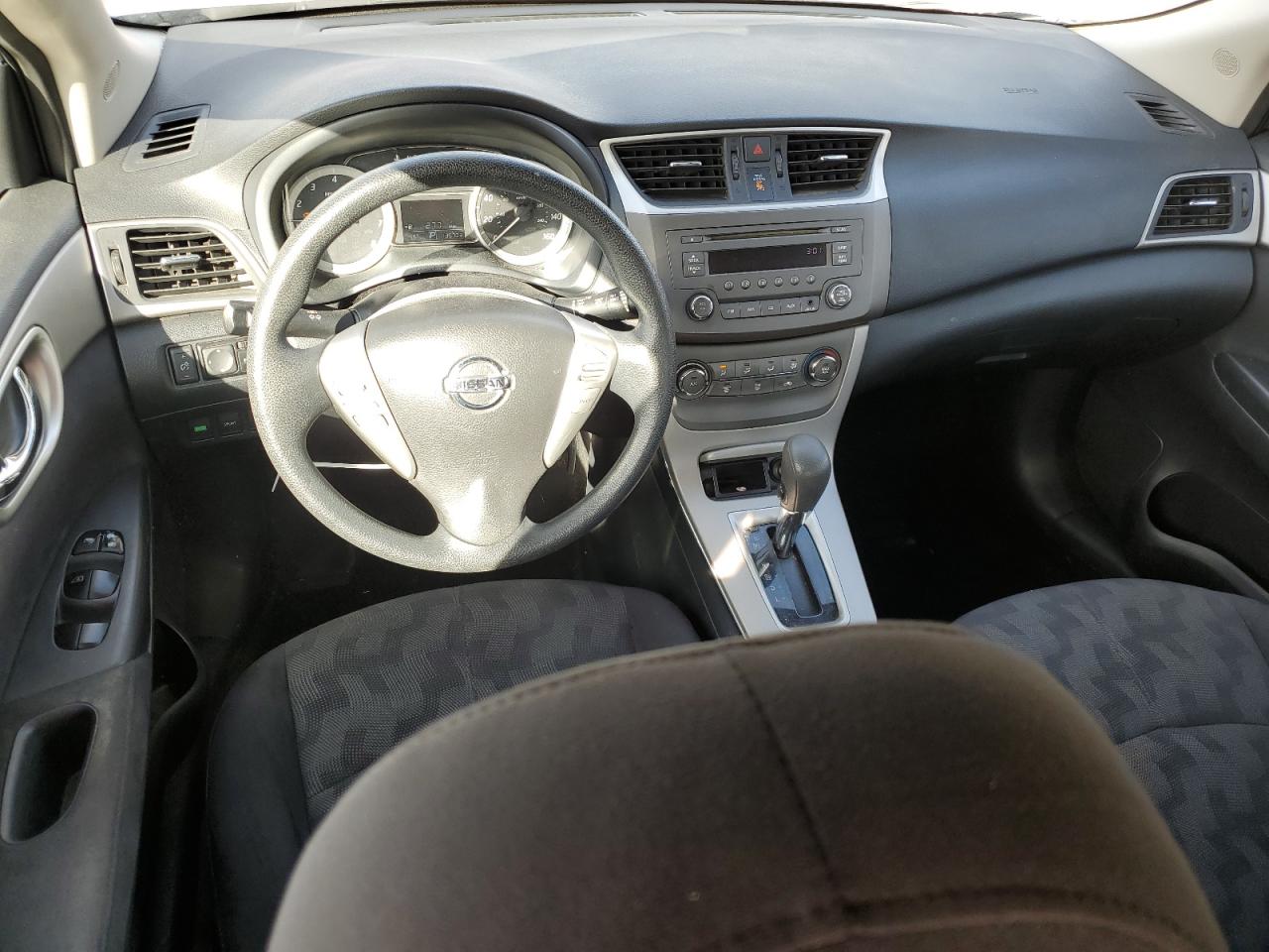 2013 Nissan Sentra - Image 8