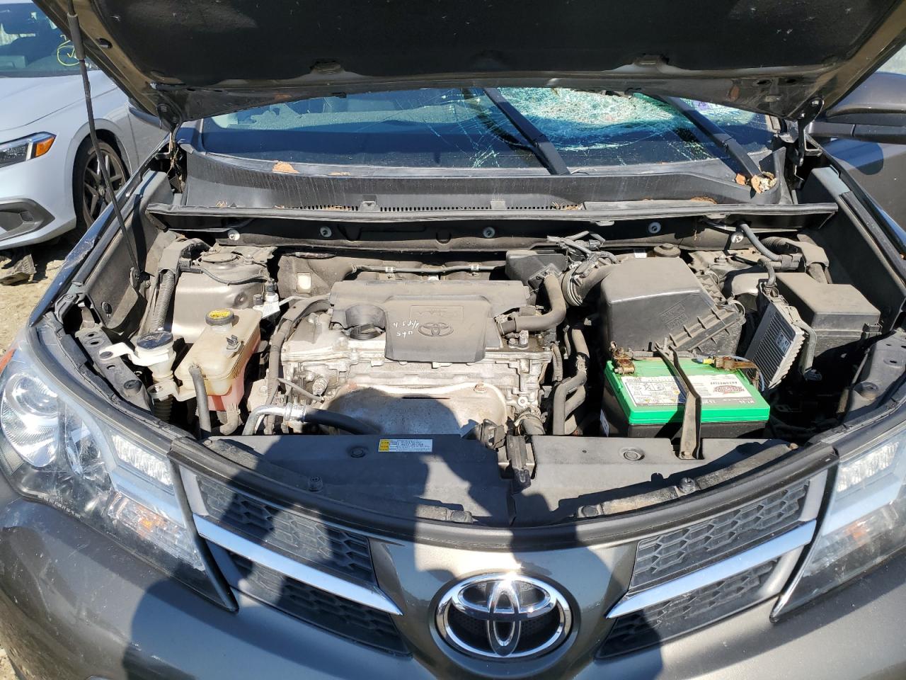 2015 Toyota RAV 4 - Image 12