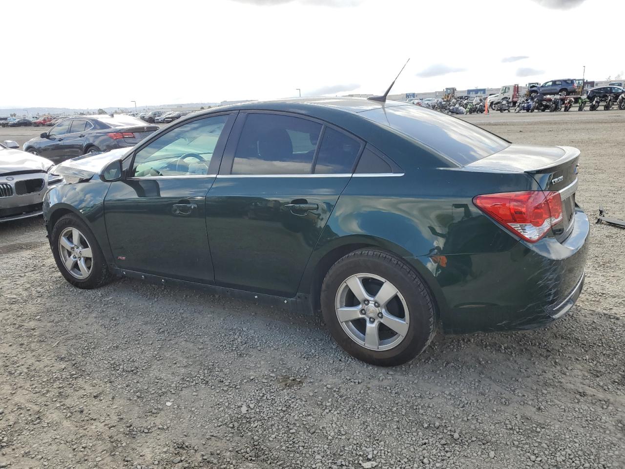2014 Chevrolet Cruze - Image 2