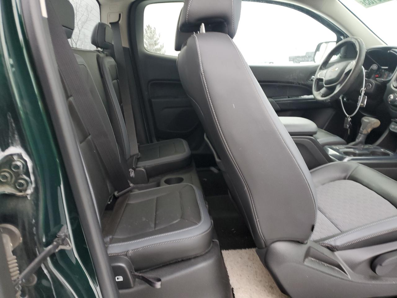 2015 Chevrolet Colorado - Image 10