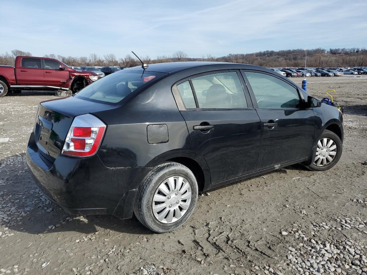 2009 Nissan Sentra - Image 3