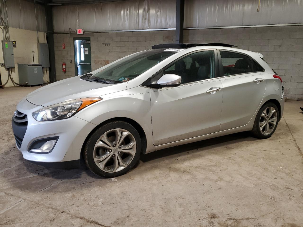 2013 Hyundai Elantra - Image 1