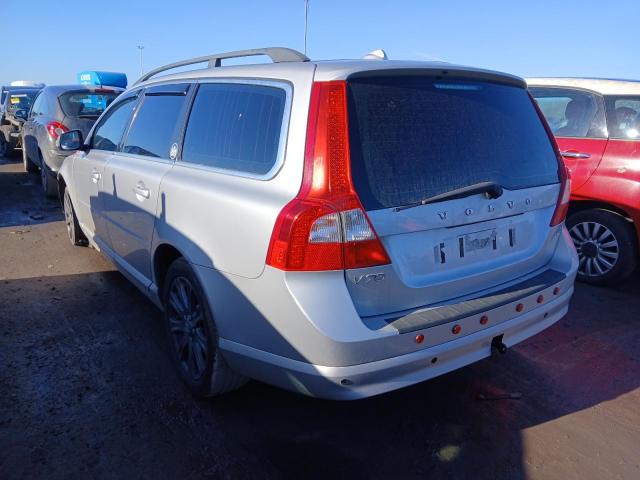 2010 VOLVO V70 SE D A