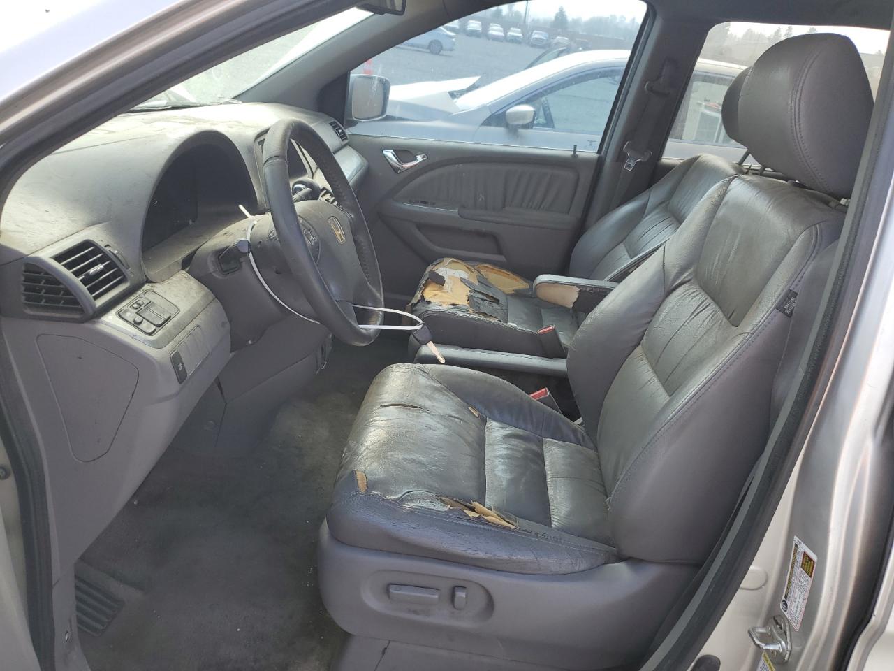 2008 Honda Odyssey - Image 7