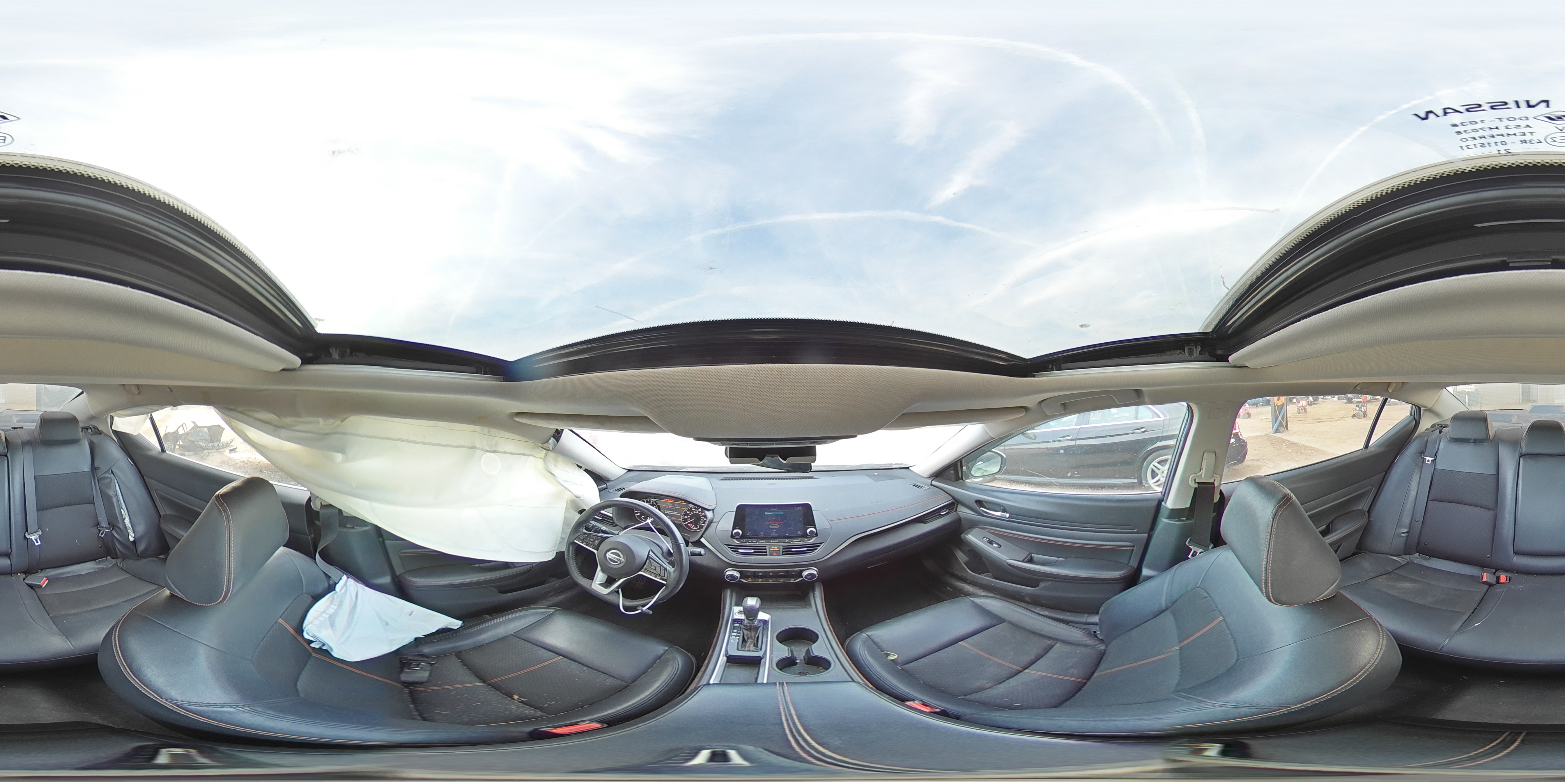 2021 Nissan Altima - Image 13