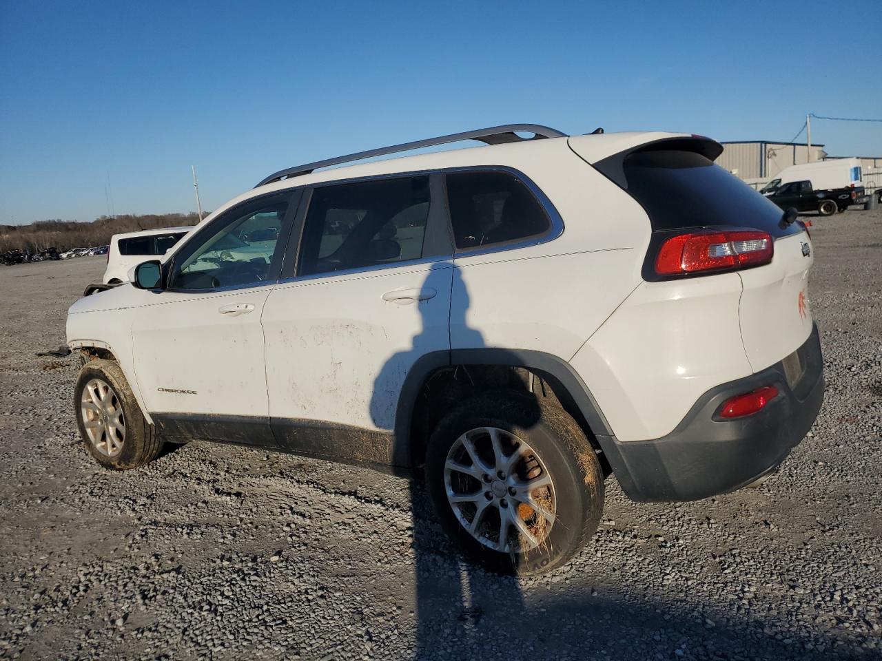 2015 Jeep Grand Cherokee - Image 2