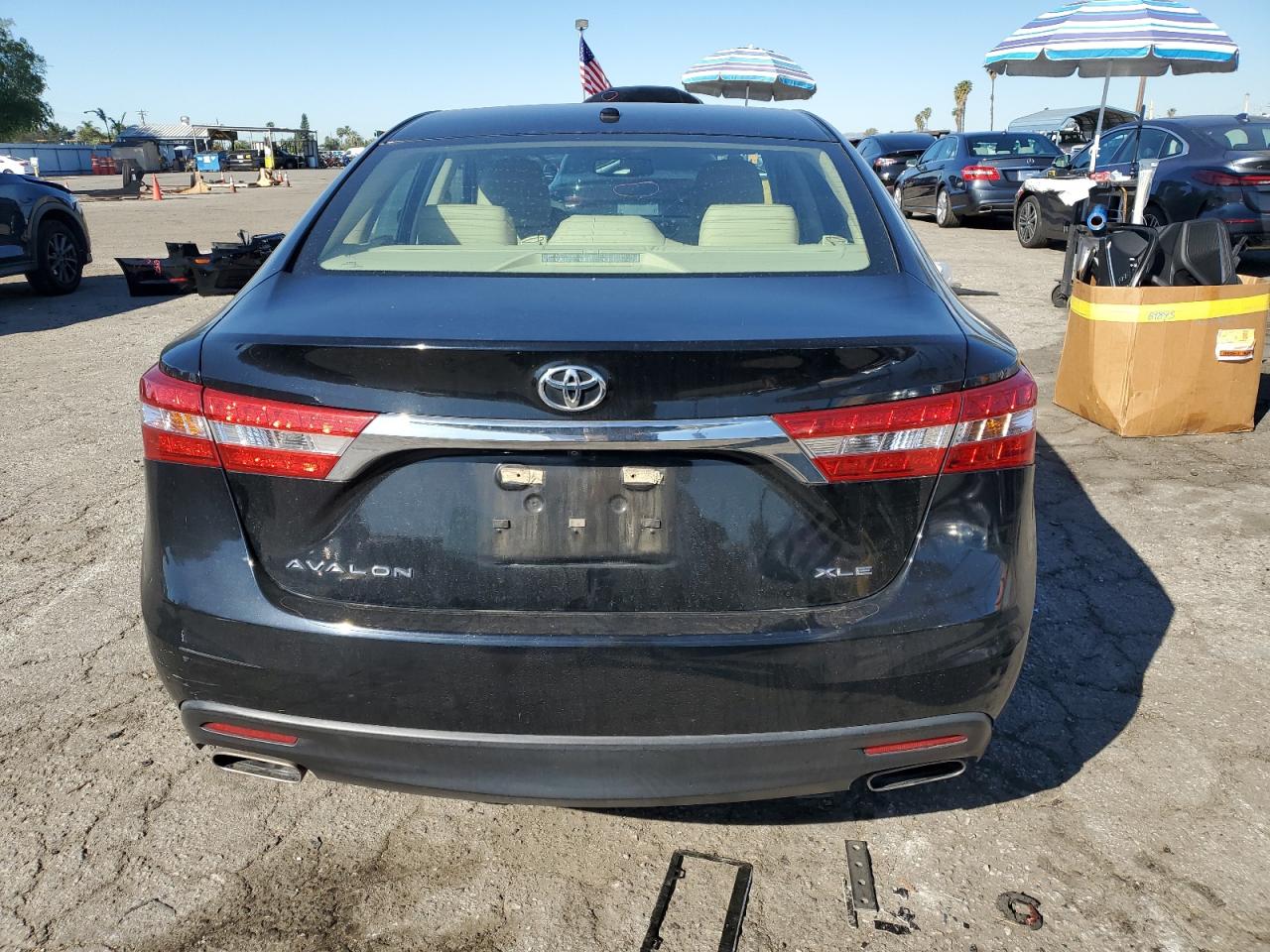 2014 Toyota Avalon - Image 6