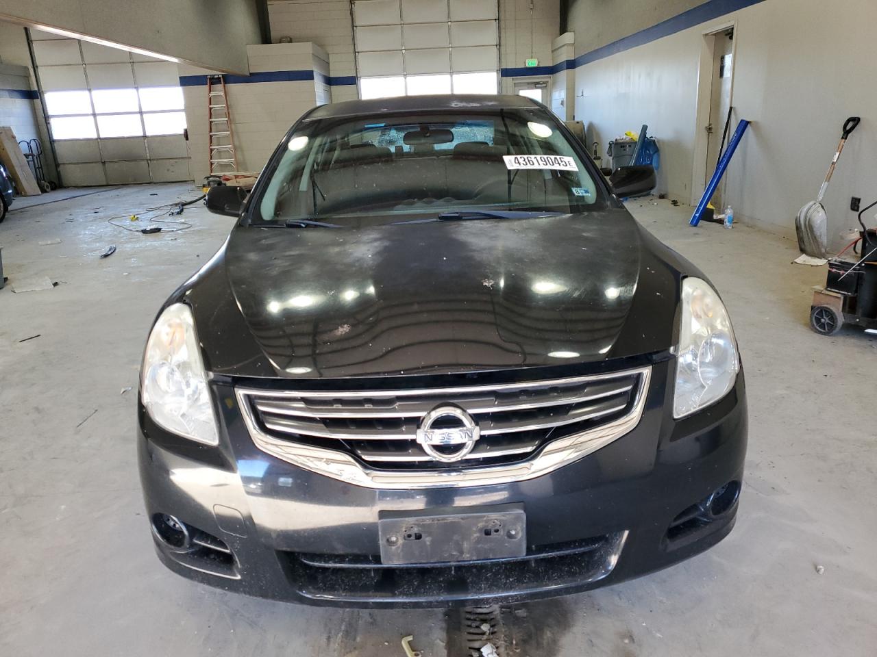 2010 Nissan Altima - Image 5