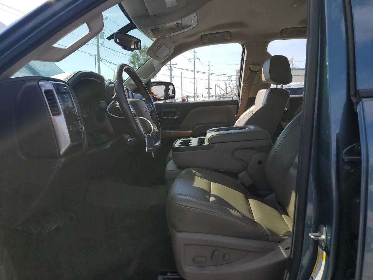 2015 Chevrolet Silverado - Image 7