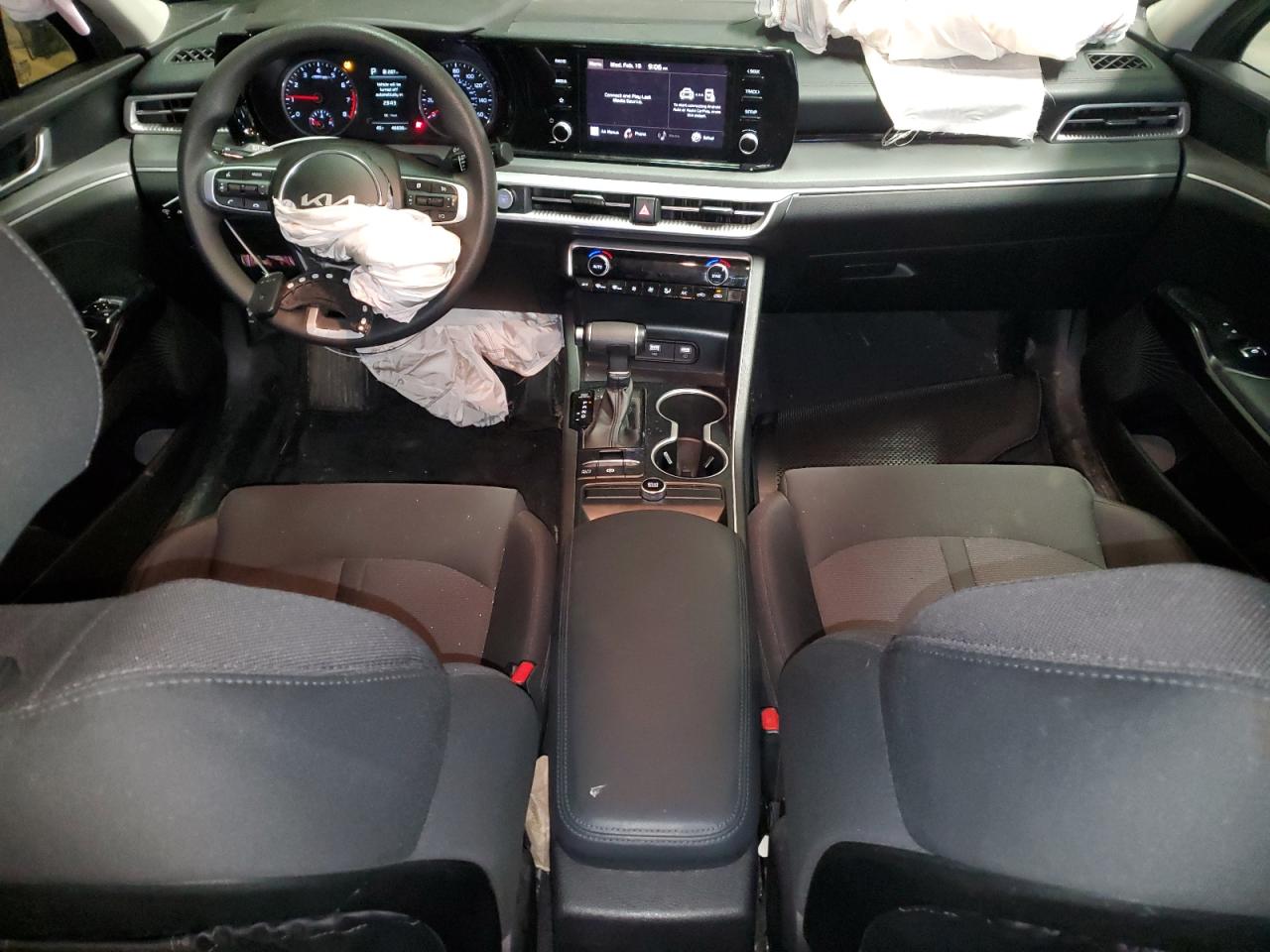 2023 Kia K5 - Image 8