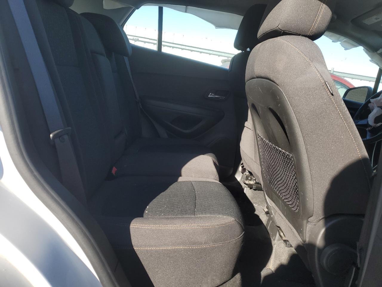 2017 Chevrolet Trax - Image 11