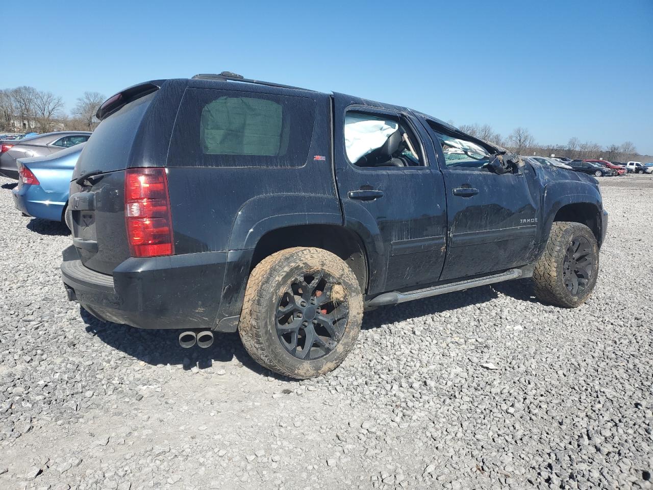 2013 Chevrolet Tahoe - Image 3