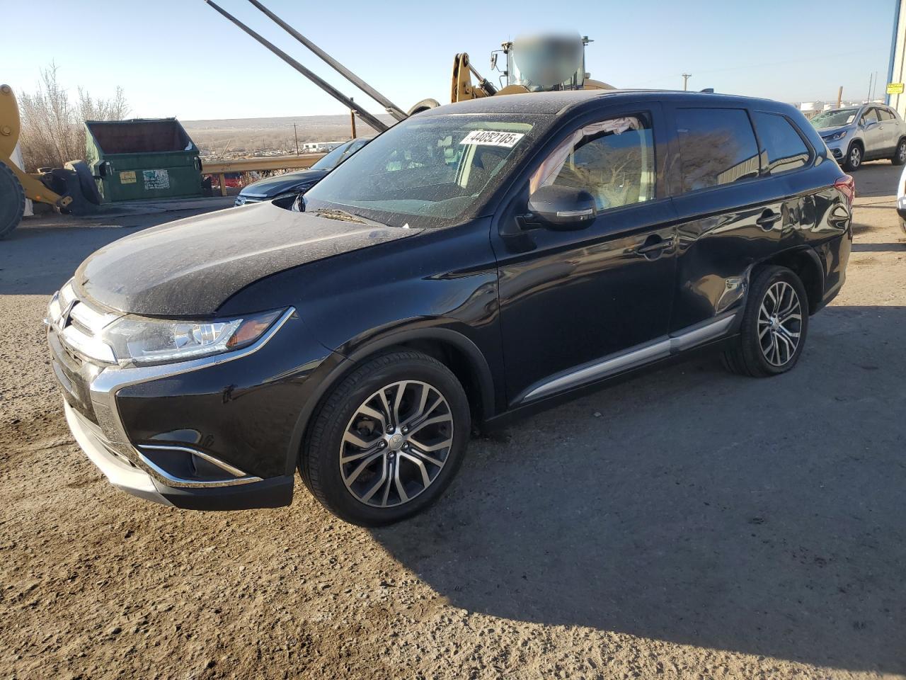 2018 Mitsubishi Outlander Se for Sale in Albuquerque, NM - Side